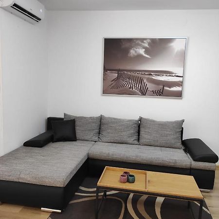 Apartman Branimir Новалья Экстерьер фото